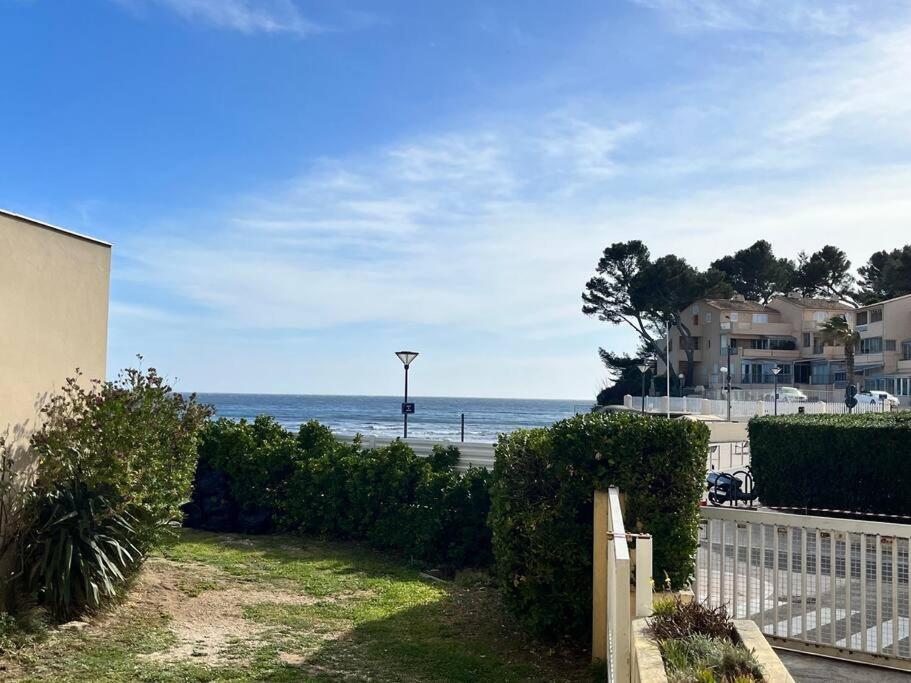 Studio Cosy Avec Terrasse Sur La Plage La Seyne-sur-Mer Eksteriør bilde