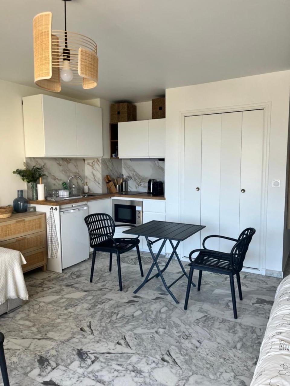 Studio Cosy Avec Terrasse Sur La Plage La Seyne-sur-Mer Eksteriør bilde